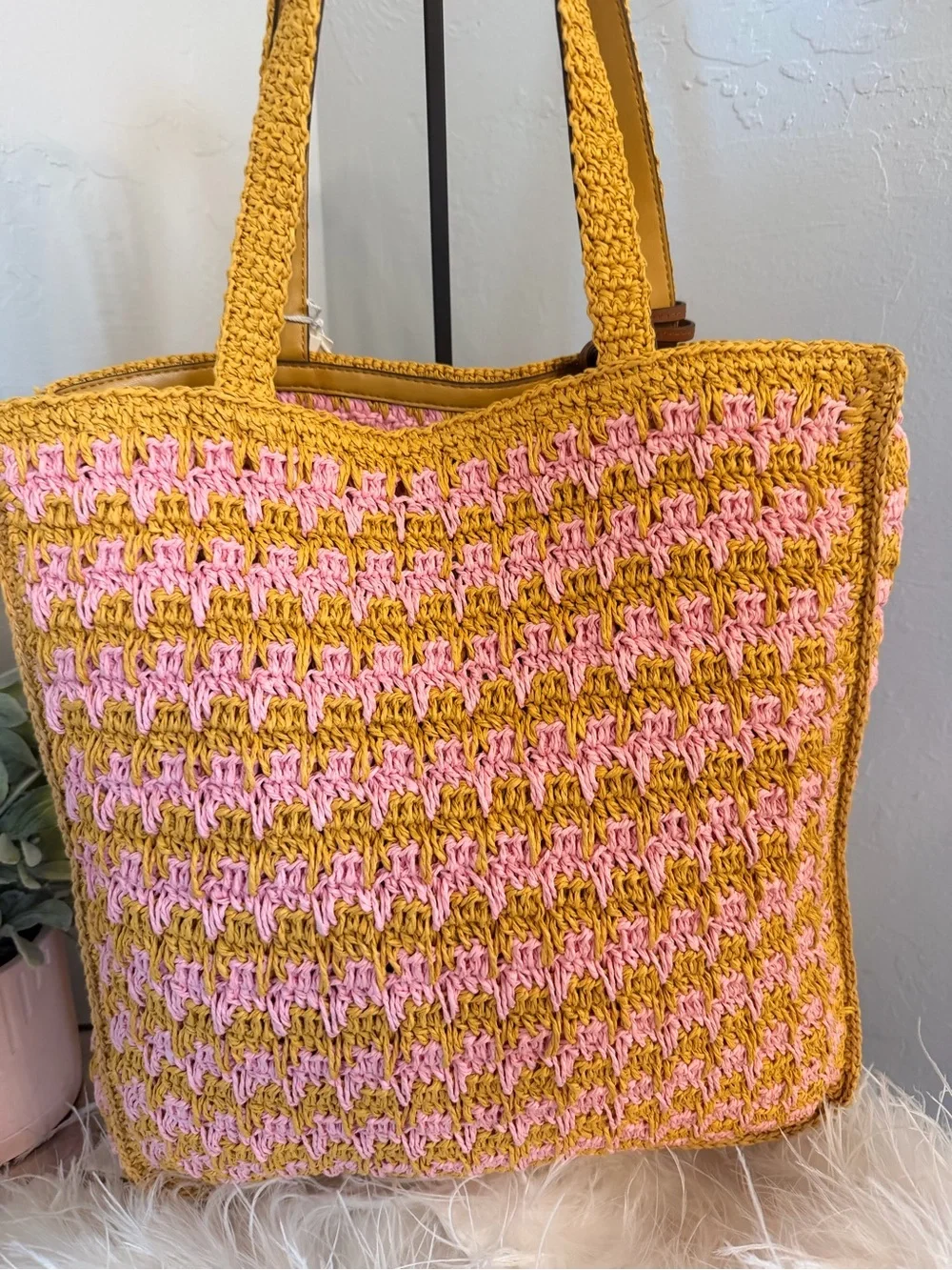 Tory Burch Woven Straw Tote Bag Pink Carnation / Turmeric Logo